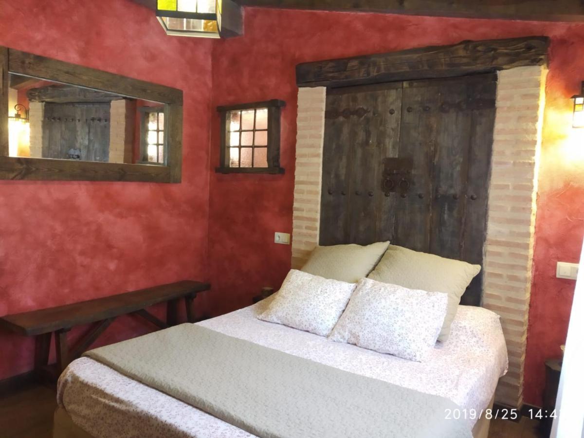 Casa Rural La Charolesa Aguilera Экстерьер фото